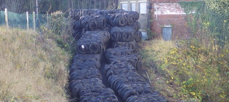 Fines and suspended sentences for illegal tyre dump operators