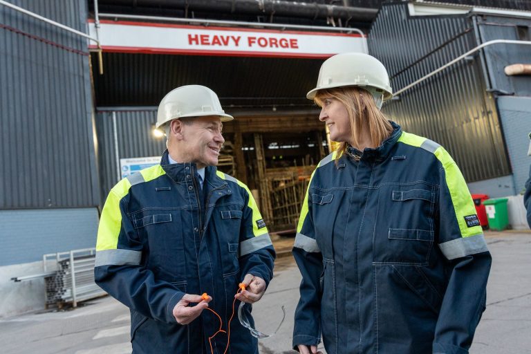 Industry Minister hosts Steel Strategy roundtable at Sheffield Forgemasters